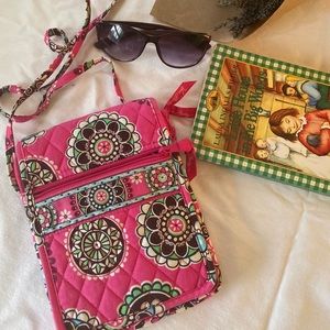💚 VERA BRADLEY mini hipster